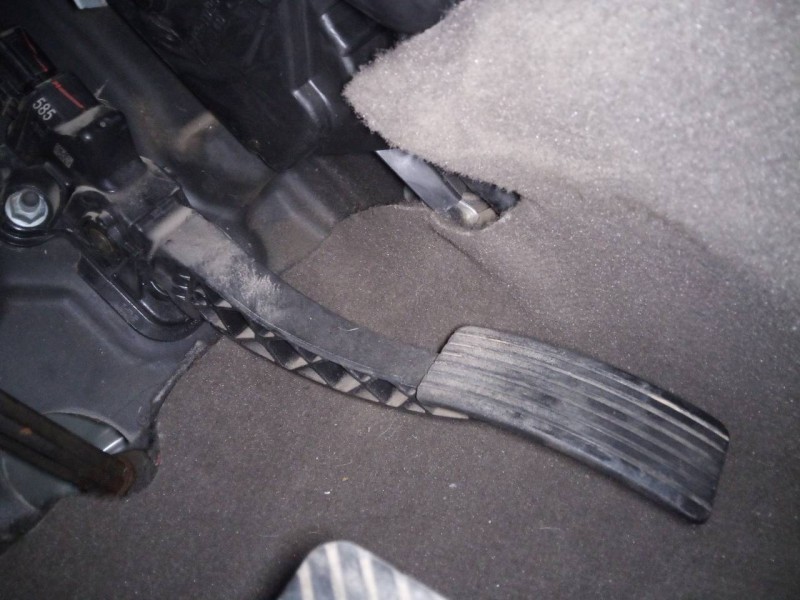 Recambio de pedal acelerador para jeep compass limited referencia OEM IAM 04891585AB  