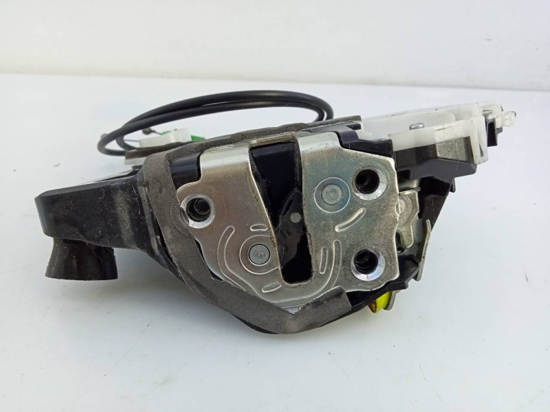 Recambio de cerradura puerta delantera izquierda para toyota yaris city referencia OEM IAM   E2-B4-20-1