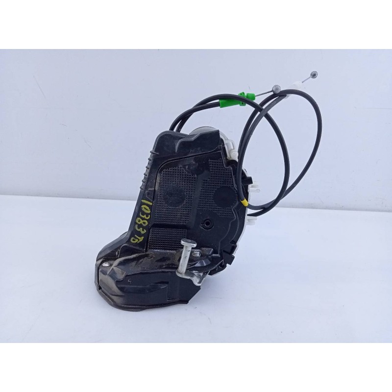 Recambio de cerradura puerta trasera derecha para toyota yaris city referencia OEM IAM   E2-B4-20-1