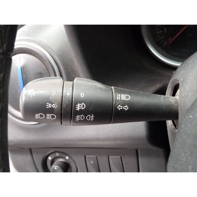 Recambio de mando intermitentes para dacia sandero stepway comfort referencia OEM IAM   