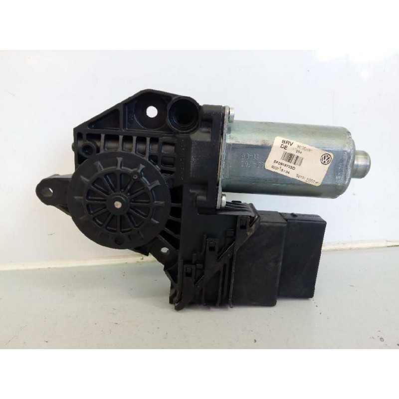 Recambio de motor elevalunas trasero izquierdo para volkswagen golf vi (5k1) rabbit referencia OEM IAM 5K0959703D 0130821430 E1-