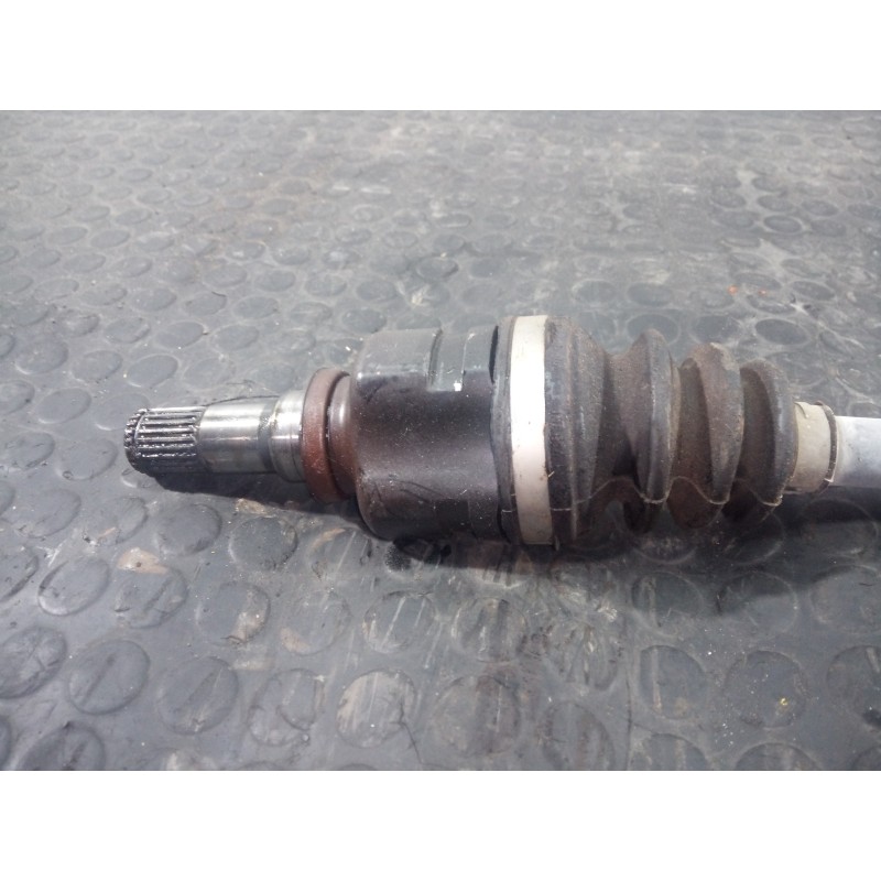 Recambio de transmision delantera derecha para toyota yaris city referencia OEM IAM 10239922  P1-A6-41