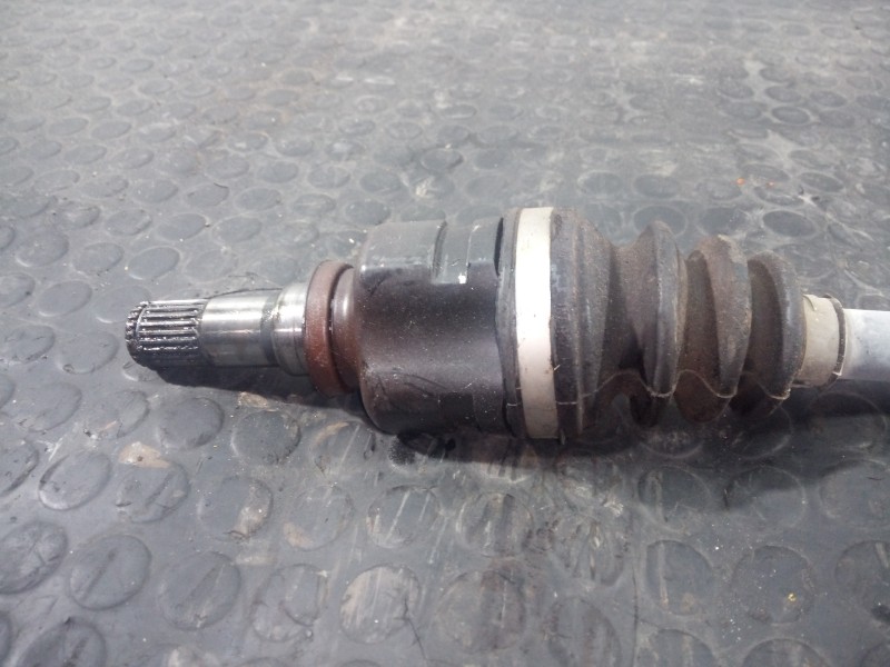 Recambio de transmision delantera derecha para toyota yaris city referencia OEM IAM 10239922  P1-A6-41