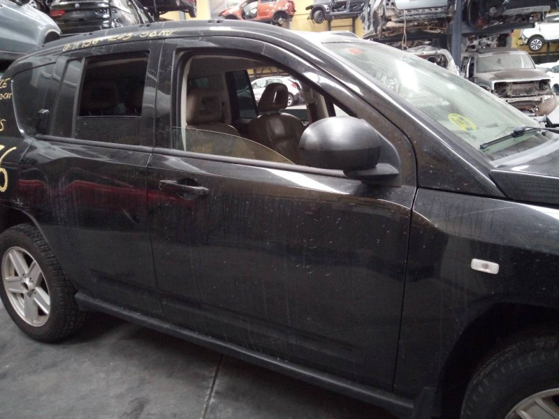 Recambio de puerta delantera derecha para jeep compass limited referencia OEM IAM   