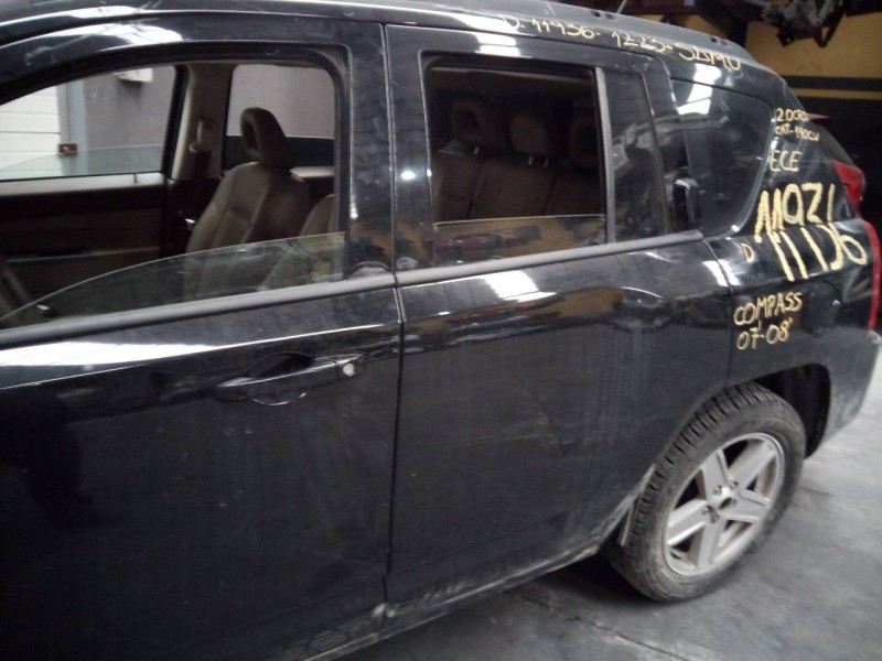 Recambio de puerta trasera izquierda para jeep compass limited referencia OEM IAM   