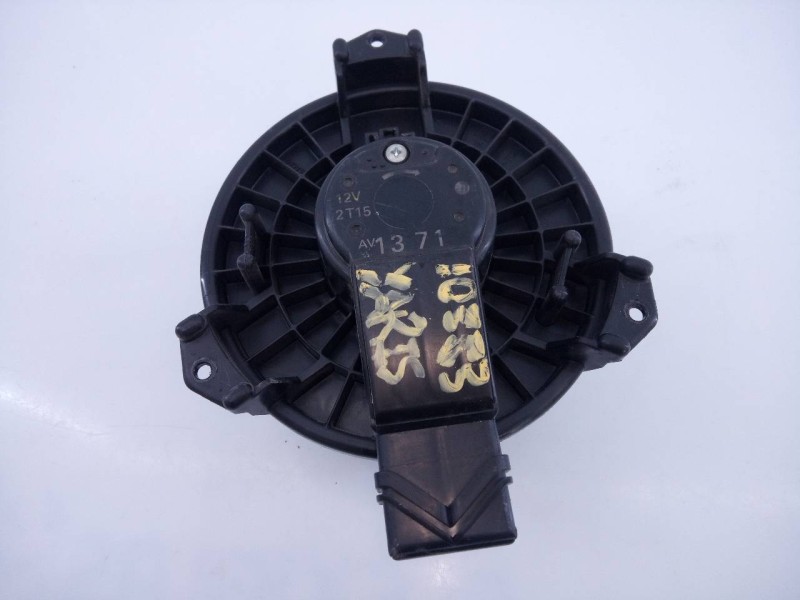 Recambio de ventilador calefaccion para toyota yaris city referencia OEM IAM   E3-B2-45-1