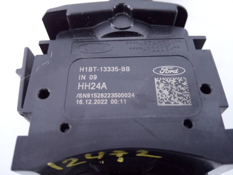 Recambio de mando intermitentes para ford focus st-line referencia OEM IAM H1BT13335BB  E3-B3-31-3
