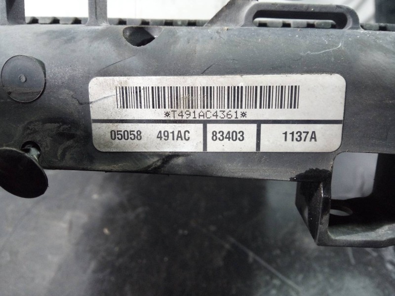 Recambio de radiador agua para jeep compass limited referencia OEM IAM 05058491AC  P2-A6-7