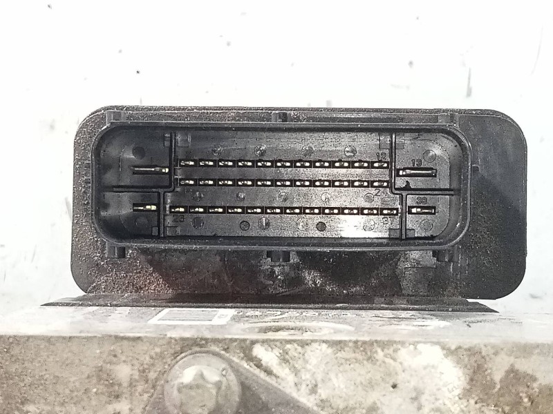 Recambio de abs para opel insignia berlina edition referencia OEM IAM 22757649  P3-A8-24-4