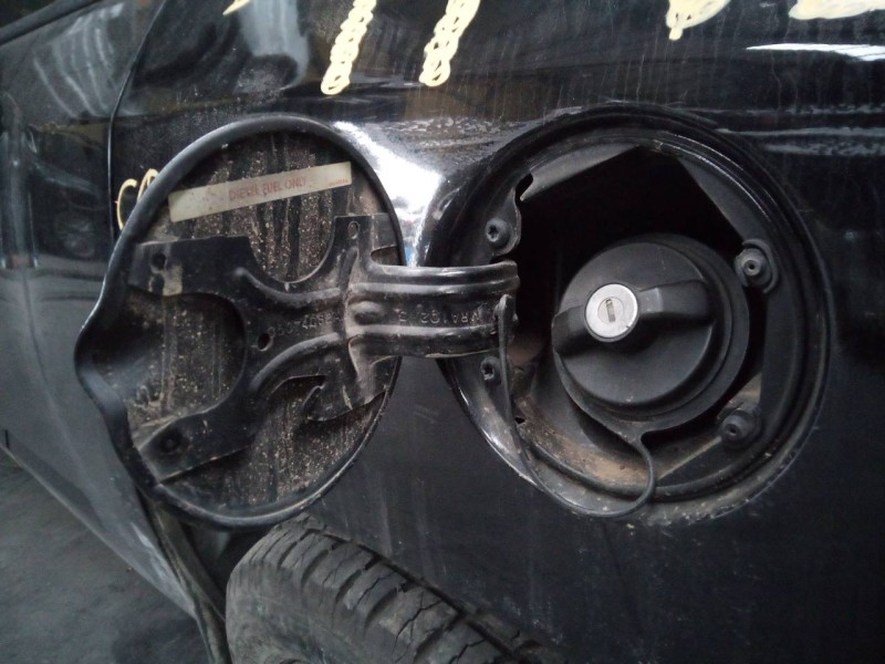 Recambio de tapa exterior combustible para jeep compass limited referencia OEM IAM   