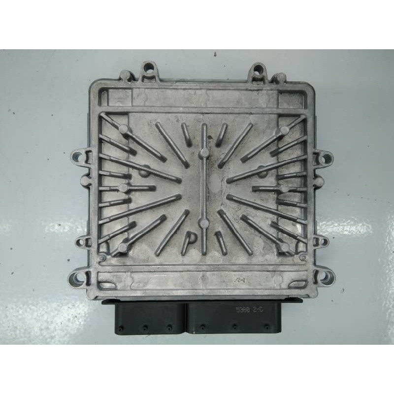 Recambio de centralita motor uce para volvo s60 lim. momentum referencia OEM IAM P31303388 0281015286 E3-B5-45-3