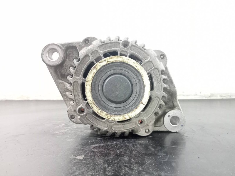 Recambio de alternador para opel insignia berlina edition referencia OEM IAM 13502583  P3-A4-3-3
