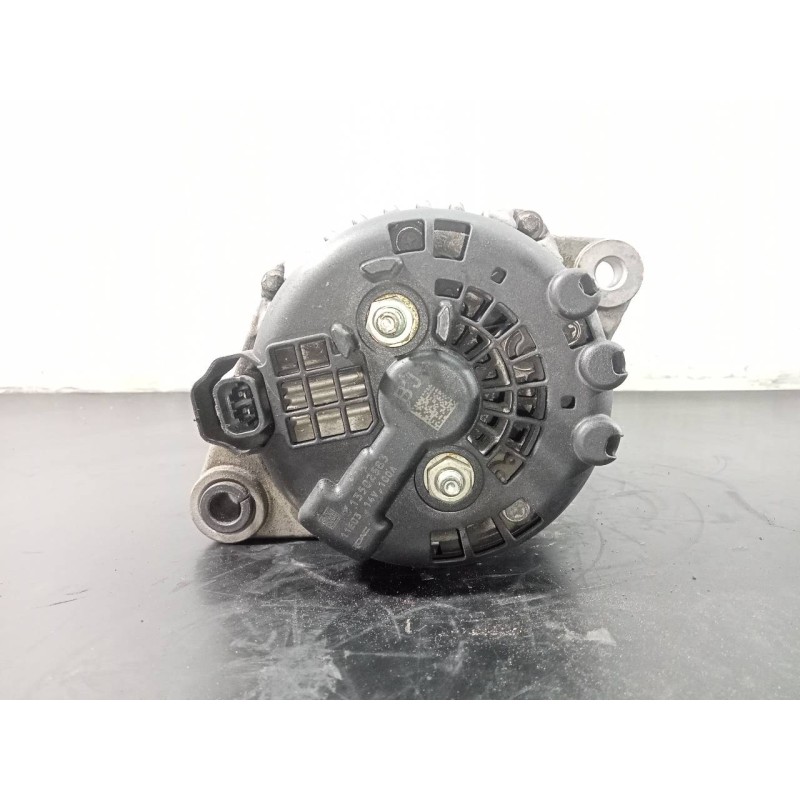 Recambio de alternador para opel insignia berlina edition referencia OEM IAM 13502583  P3-A4-3-3