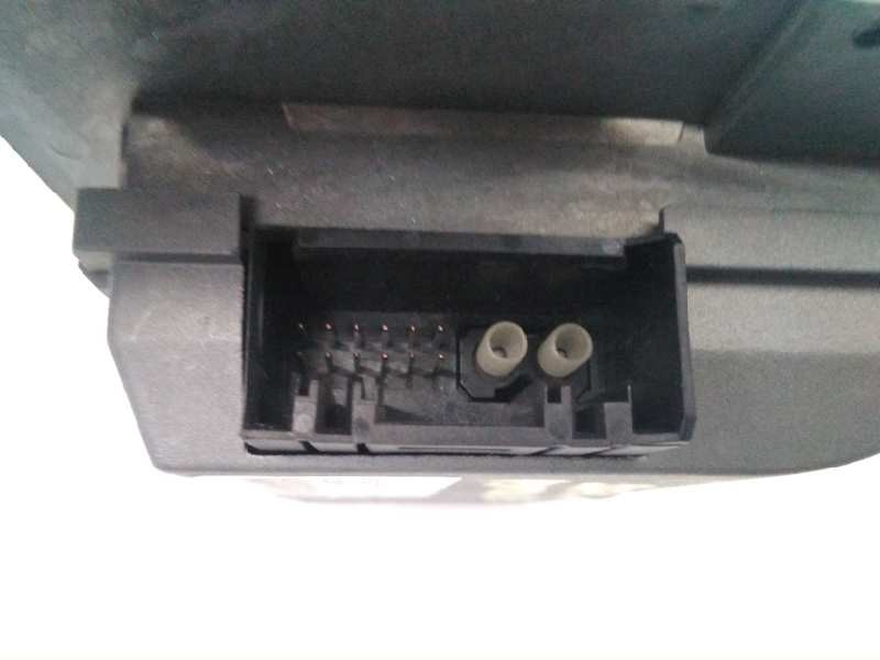 Recambio de pantalla multifuncion para citroën c4 berlina referencia OEM IAM 9656690480 2071C4 E3-B2-40-4