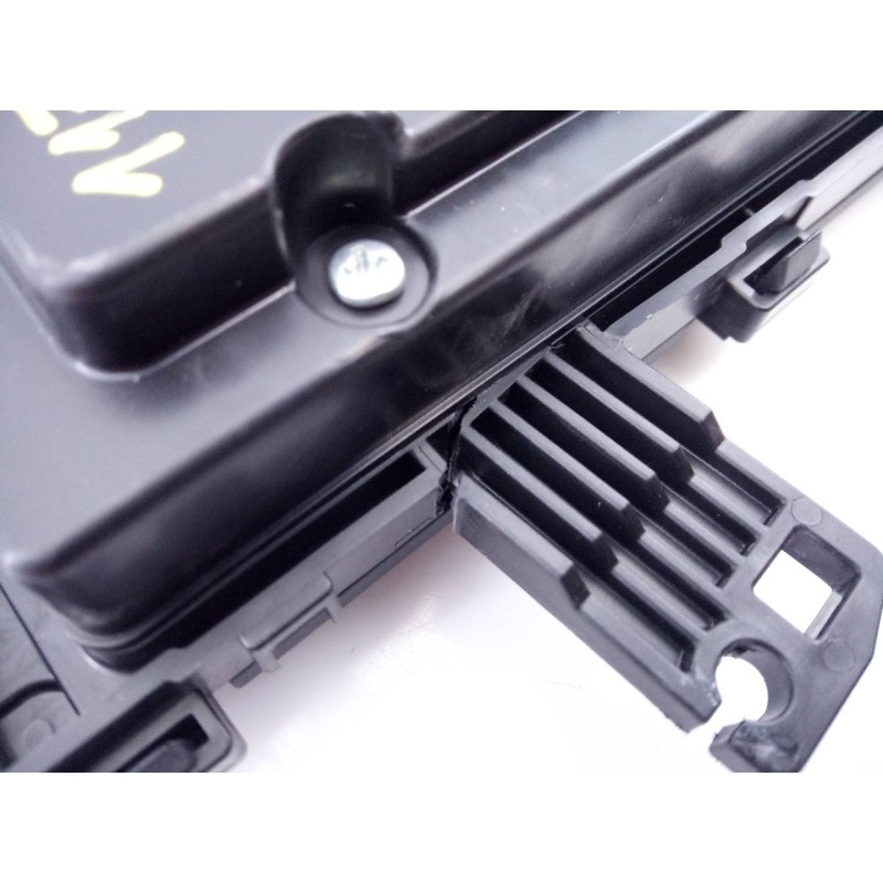 Recambio de cuadro instrumentos para hyundai i20 klass referencia OEM IAM 94023Q0022 11004677401U E3-A3-50-3