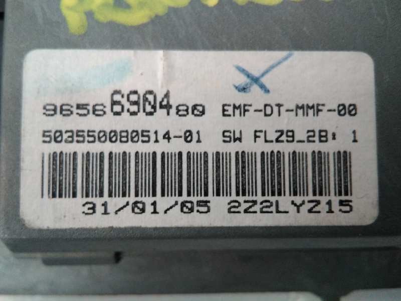 Recambio de pantalla multifuncion para citroën c4 berlina referencia OEM IAM 9656690480 2071C4 E3-B2-40-4