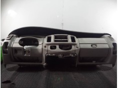 Recambio de salpicadero para renault trafic combi (ab 4.01) passenger privilege  combi corto referencia OEM IAM   P2-B4-31