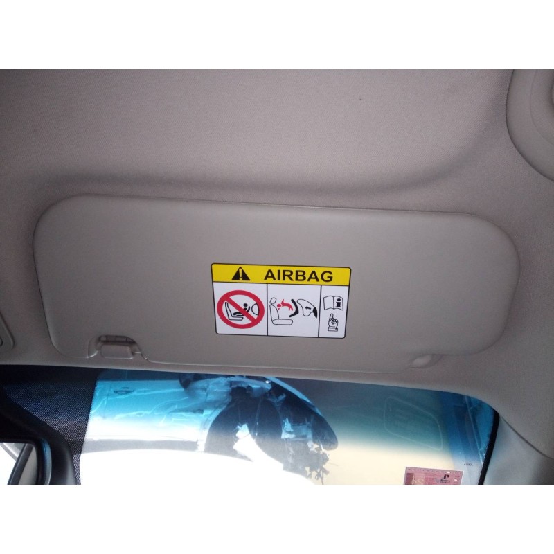 Recambio de parasol derecho para kia carens ( ) drive referencia OEM IAM   