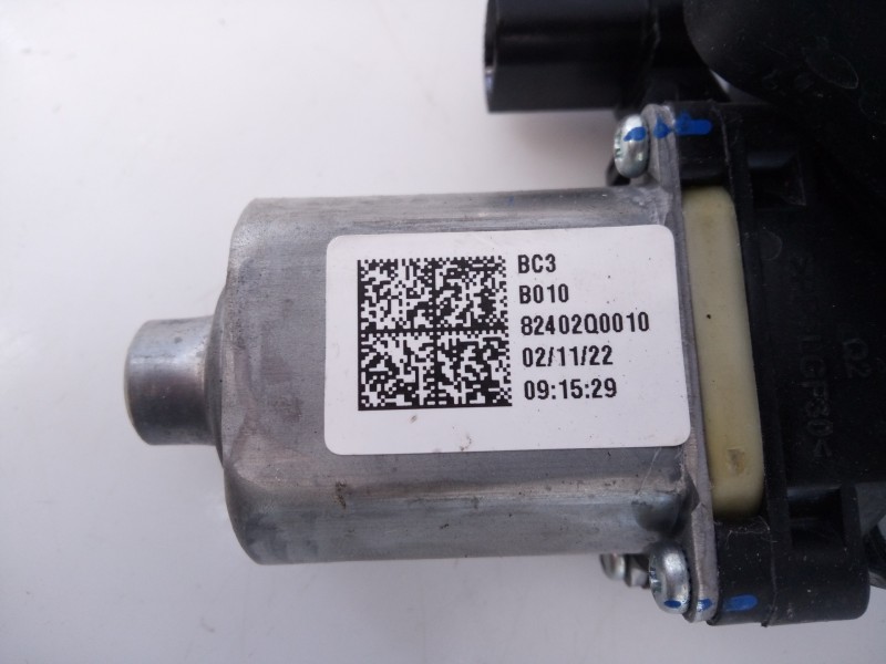 Recambio de elevalunas delantero derecho para hyundai i20 klass referencia OEM IAM 82402Q0010 82460Q0000 E2-B5-40-2