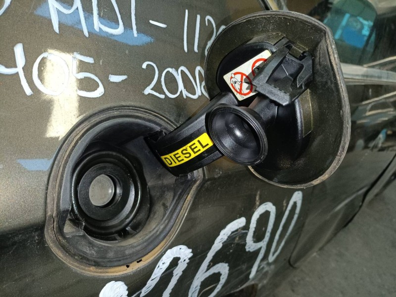 Recambio de tapa exterior combustible para citroën ds4 design referencia OEM IAM   