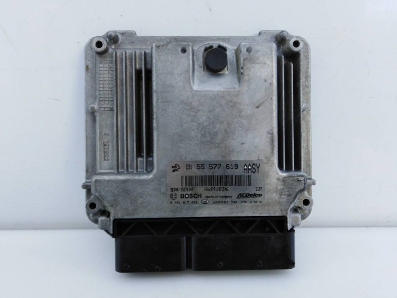 Recambio de centralita motor uce para opel insignia berlina edition referencia OEM IAM 55577619 0282017453 E3-B5-18-2