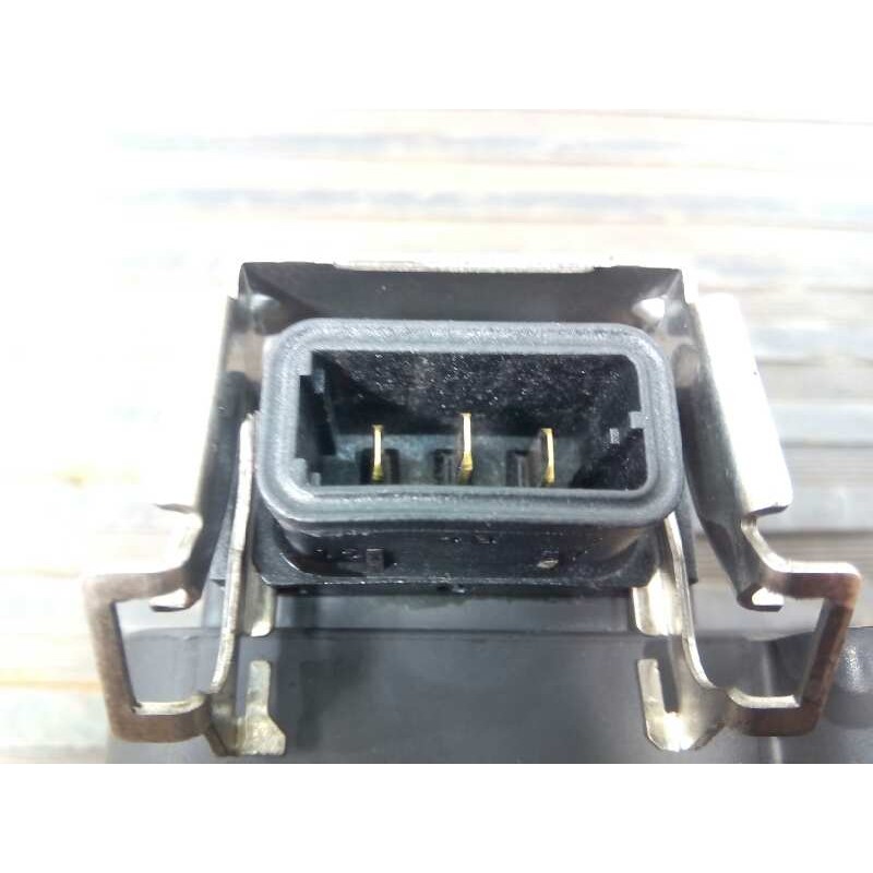 Recambio de bobina encendido para bmw serie 3 berlina (e36) referencia OEM IAM 0221504004 1703227 E3-A2-31-1