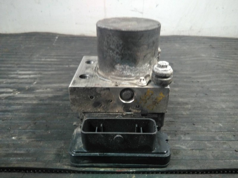 Recambio de abs para iveco daily ka caja cerrada 45c... batalla 3000 referencia OEM IAM 5801815699 0265243239 P3-A8-8-5