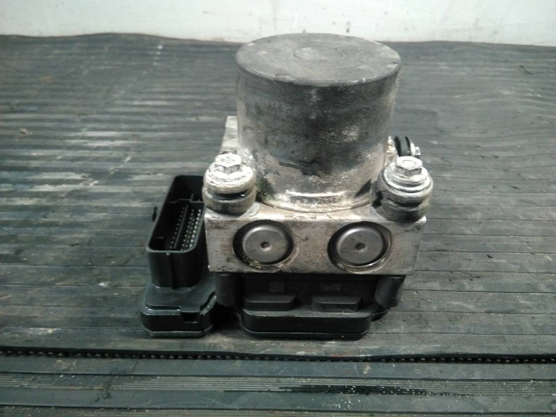 Recambio de abs para iveco daily ka caja cerrada 45c... batalla 3000 referencia OEM IAM 5801815699 0265243239 P3-A8-8-5