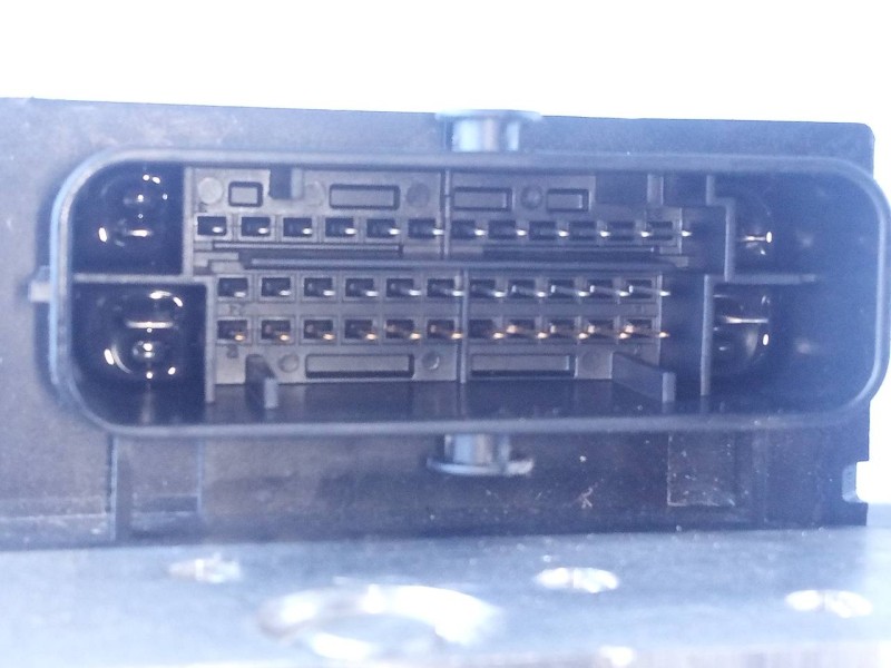 Recambio de abs para citroën ds5 desire hybrid4 referencia OEM IAM 9678189680 9804790480 P3-B8-27-4