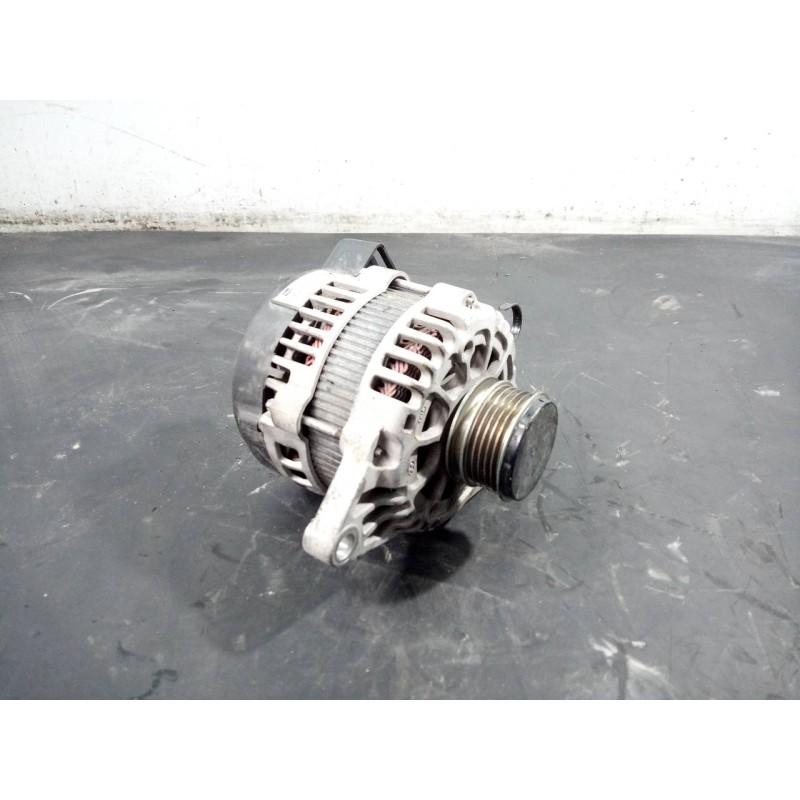 Recambio de alternador para kia carens ( ) drive referencia OEM IAM 8400290 373002A900 P3-B5-9-3