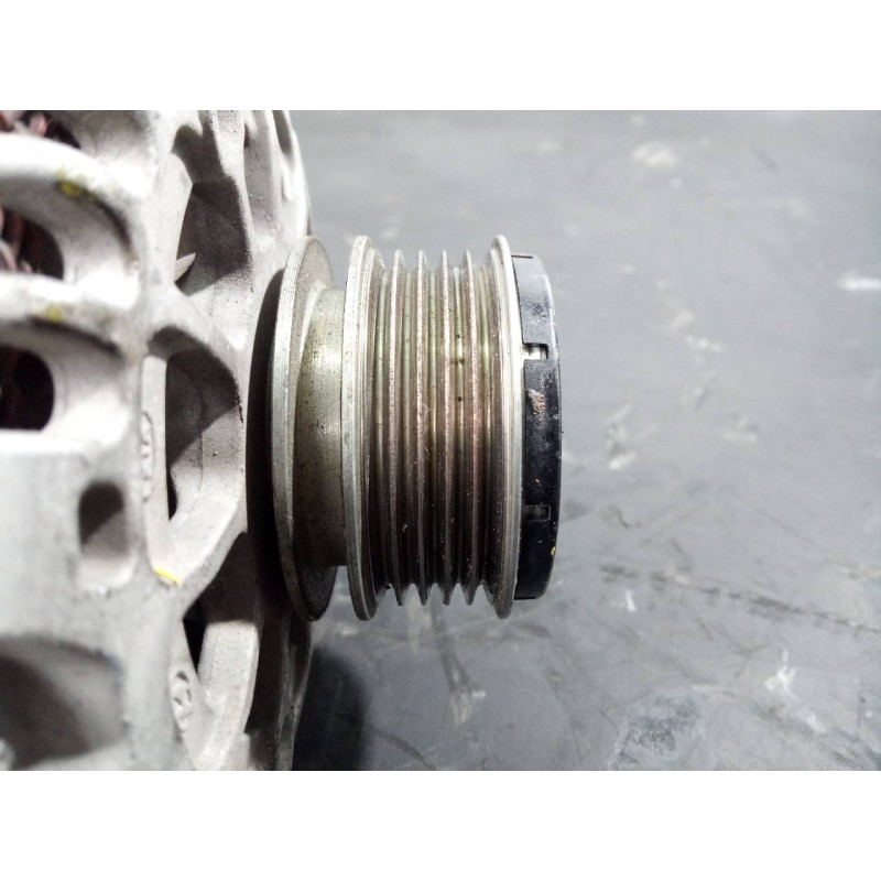 Recambio de alternador para kia carens ( ) drive referencia OEM IAM 8400290 373002A900 P3-B5-9-3