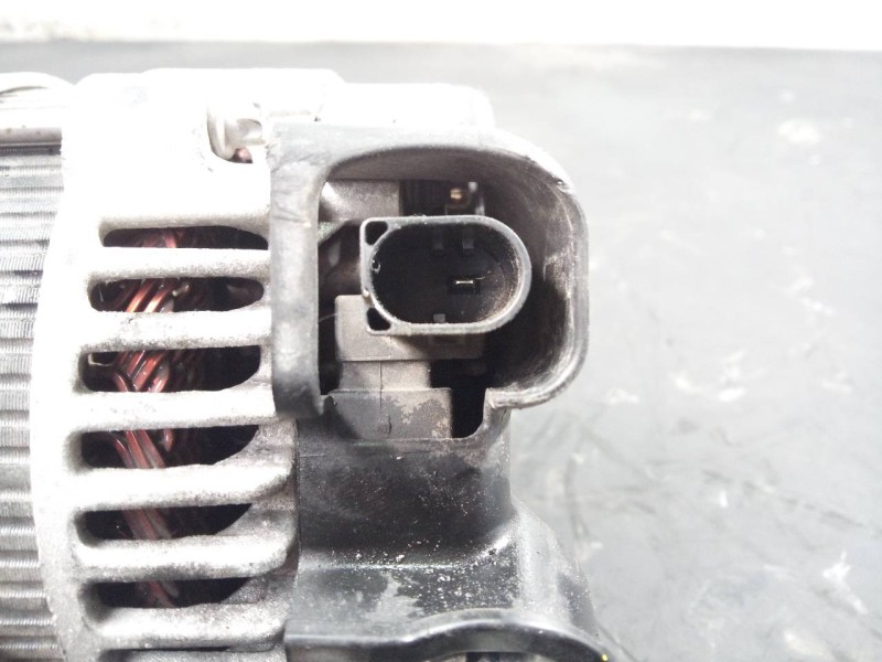 Recambio de alternador para kia carens ( ) drive referencia OEM IAM 8400290 373002A900 P3-B5-9-3