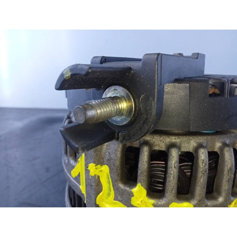 Recambio de alternador para land rover freelander (lr2) td4 e referencia OEM IAM 6G9N10300ADB 0121615021 P3-A4-12-5