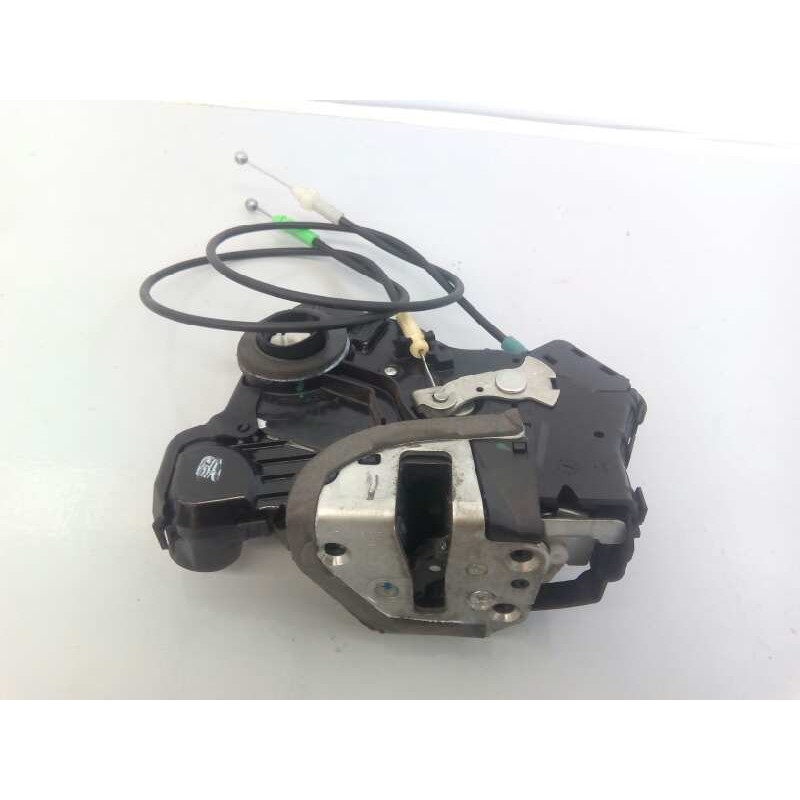 Recambio de cerradura puerta delantera izquierda para toyota corolla (e15) premium referencia OEM IAM 6904042241  E2-B4-30-1