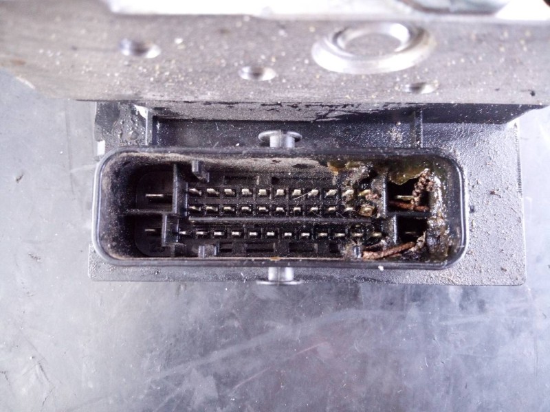 Recambio de abs para peugeot 308 sport referencia OEM IAM 9665331880 0265950560 P3-B8-24-3