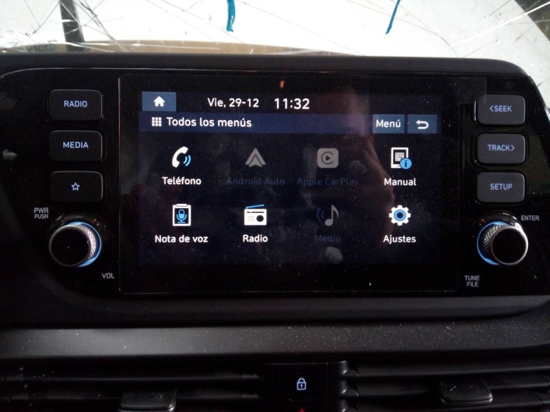 Recambio de sistema audio / radio cd para hyundai i20 klass referencia OEM IAM 96160Q0421NNB  E3-A3-44-1