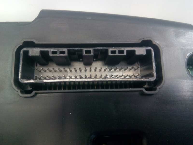 Recambio de cuadro instrumentos para toyota corolla (e15) premium referencia OEM IAM 838000F070  E2-B4-9-2