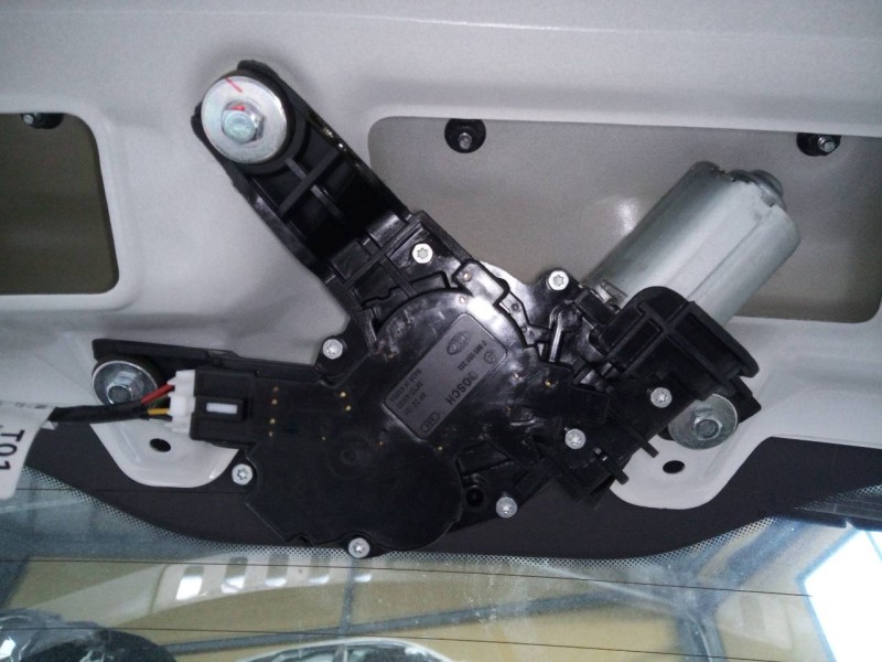 Recambio de motor limpia trasero para kia carens ( ) drive referencia OEM IAM 98700A400 F00S2B2232 