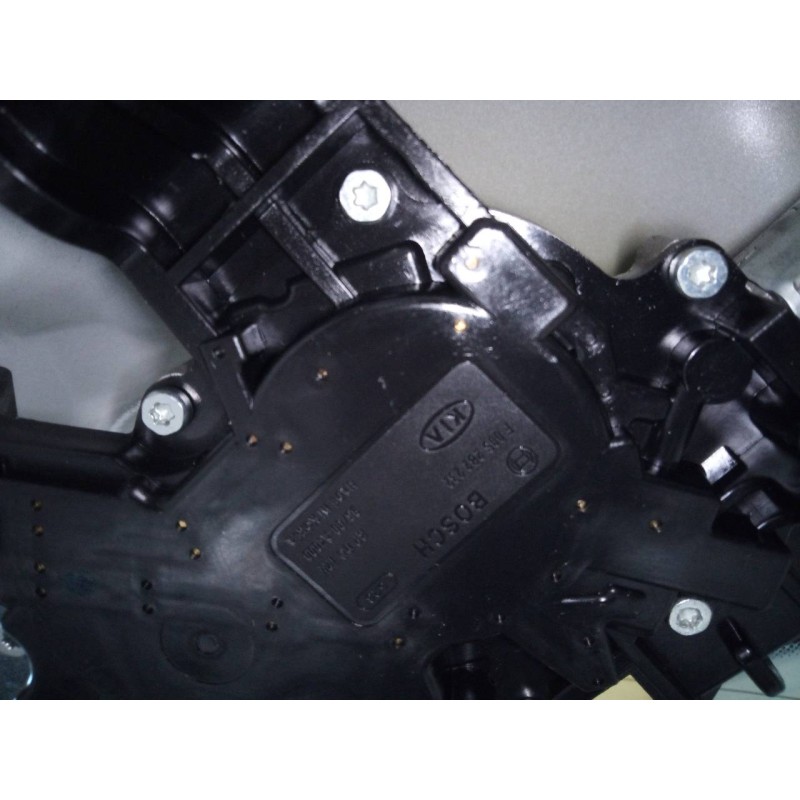 Recambio de motor limpia trasero para kia carens ( ) drive referencia OEM IAM 98700A400 F00S2B2232 