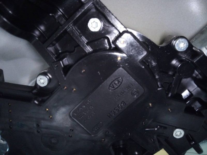 Recambio de motor limpia trasero para kia carens ( ) drive referencia OEM IAM 98700A400 F00S2B2232 