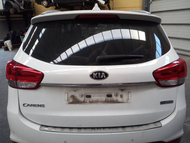Recambio de porton trasero para kia carens ( ) drive referencia OEM IAM   