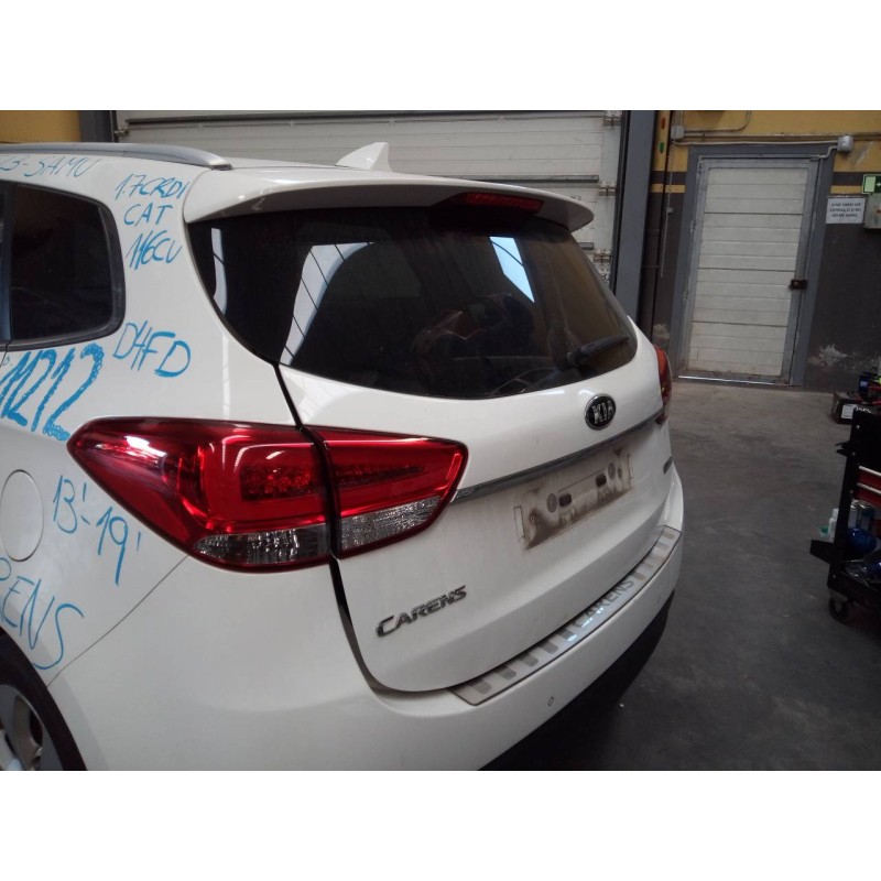 Recambio de porton trasero para kia carens ( ) drive referencia OEM IAM   