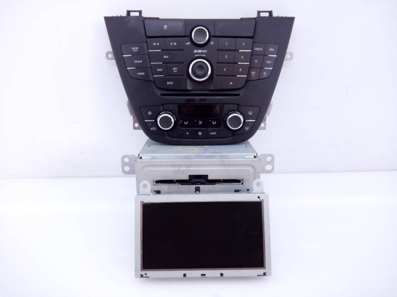 Recambio de sistema navegacion gps para opel insignia berlina edition referencia OEM IAM 761204260 227640032 E3-A5-30-3