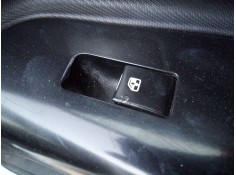 MANDO ELEVALUNAS DELANTERO DERECHO 