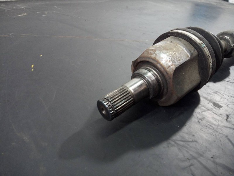 Recambio de transmision delantera izquierda para kia carens ( ) drive referencia OEM IAM   P1-B6-43