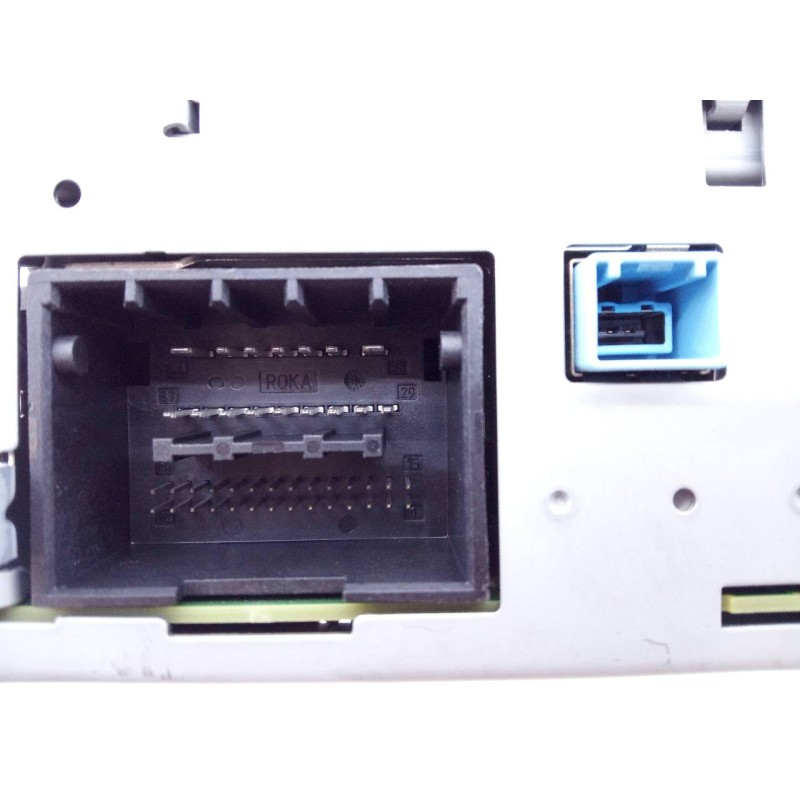 Recambio de sistema navegacion gps para opel insignia berlina edition referencia OEM IAM 761204260 227640032 E3-A5-30-3