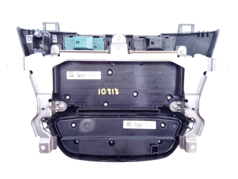 Recambio de sistema navegacion gps para opel insignia berlina edition referencia OEM IAM 761204260 227640032 E3-A5-30-3