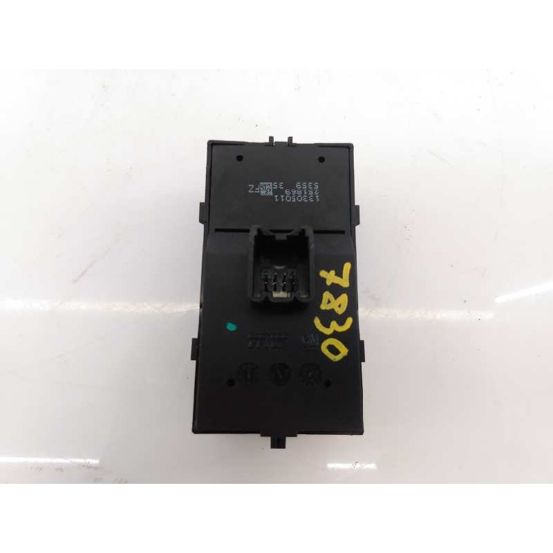 Recambio de mando elevalunas delantero izquierdo para opel mokka excellence referencia OEM IAM 13305011  