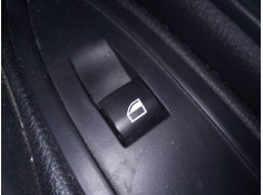 MANDO ELEVALUNAS DELANTERO DERECHO 