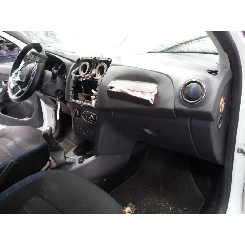 Recambio de salpicadero para dacia sandero stepway comfort referencia OEM IAM   